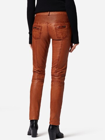 RICANO - Slimfit Pantalón 'Donna' en marrón