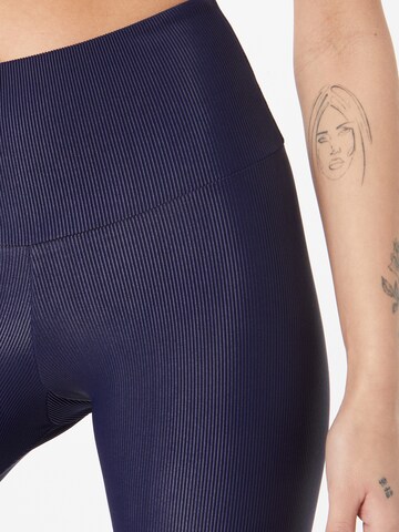 évasé Pantalon de sport Onzie en bleu