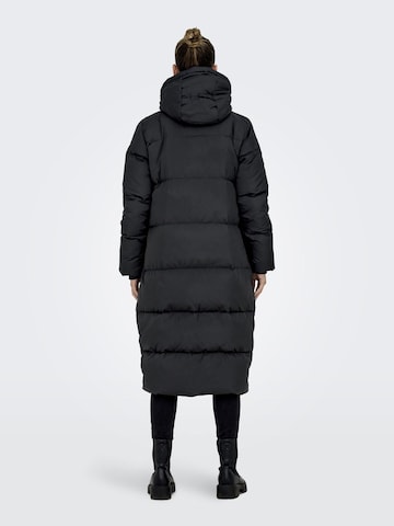 Manteau d’hiver 'ALICE' ONLY en noir