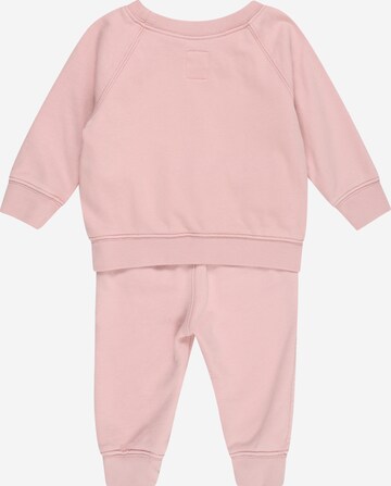 GAP Set 'JULY' in Pink