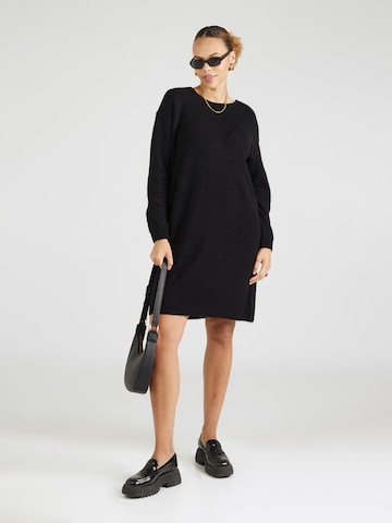 Robes en maille 'CARADELE' ONLY Carmakoma en noir
