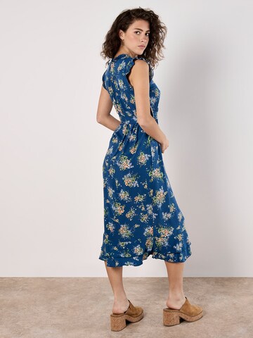 Robe ' ' Apricot en bleu