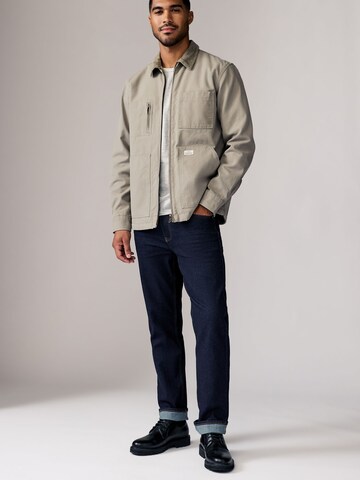 Next Jacke in Grau: Vorderseite