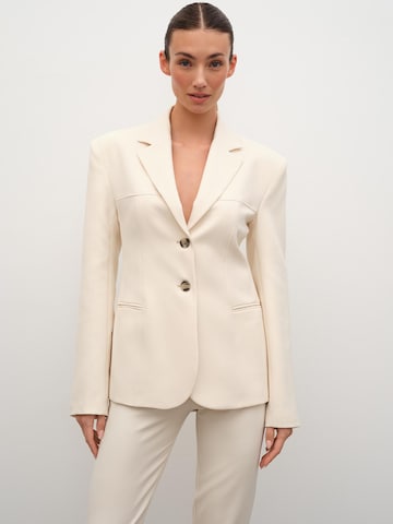 RÆRE by Lorena Rae - Blazer 'Cosima' en blanco: frente