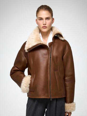Giacca invernale 'Pia' di V S P in marrone