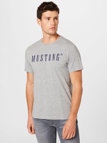 MUSTANG Bluser & t-shirts 'Alex' i grå: forside