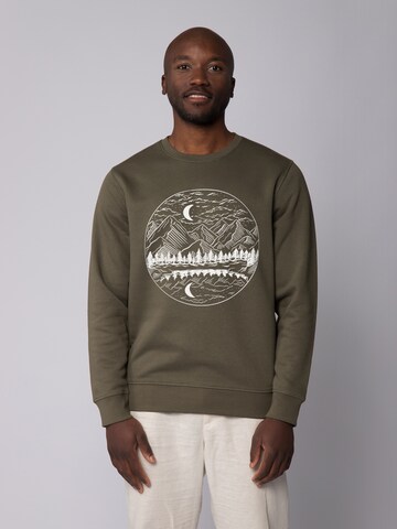 Watapparel Sweatshirt ' Mountains by night ' in Groen: voorkant
