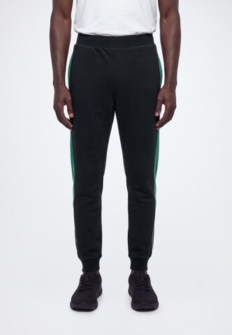 4F Tapered Sportbroek in Zwart: voorkant