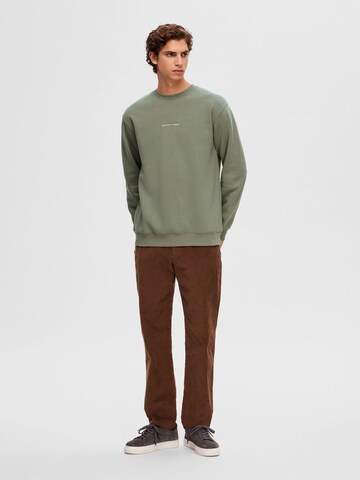 SELECTED HOMMESweater majica 'Hankie' - zelena boja