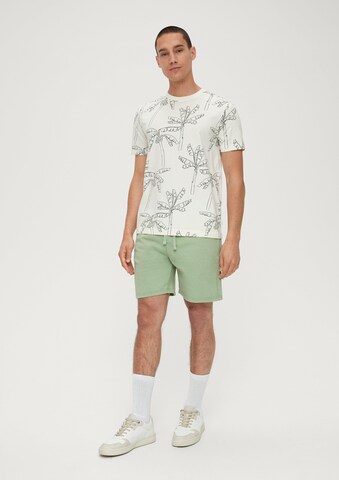 QS Regular Shorts in Grün