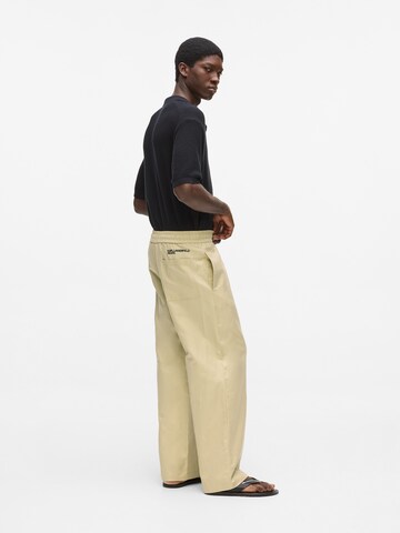 regular Pantaloni di KARL LAGERFELD JEANS in verde