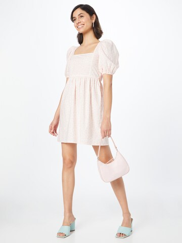 Monki Summer dress in Pink