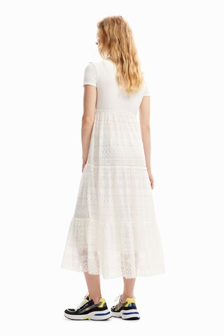 Robe Desigual en blanc