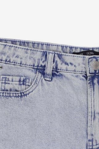 Bershka Shorts M in Blau