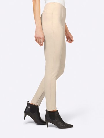 heine Slimfit Broek in Beige: voorkant