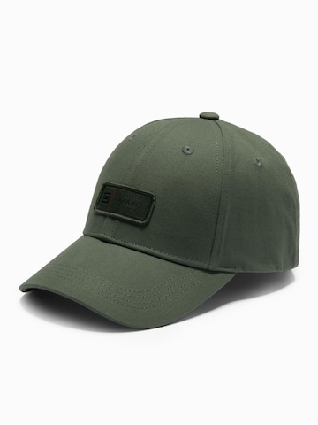 Ombre Cap in Green: front