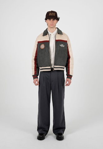 Prohibited Tussenjas 'Club' in Groen