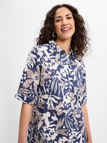 Marie Lund Kleid in Blau