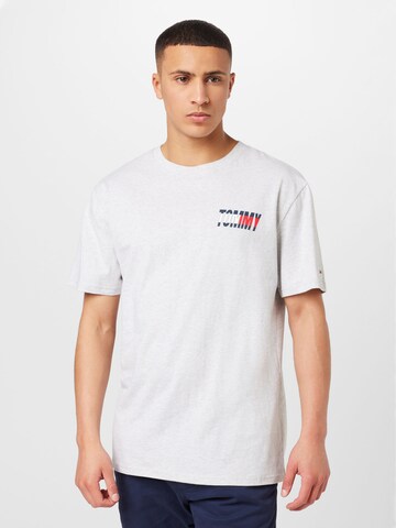 Tommy Jeans - Camiseta 'Classic Essential' en gris: frente