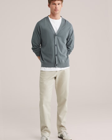 WE Fashion Regular Hose in Beige