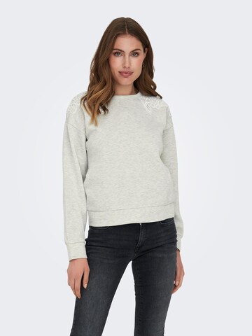 ONLYSweater majica 'GINA' - siva boja: prednji dio