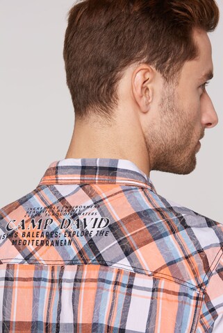 Coupe regular Chemise CAMP DAVID en orange