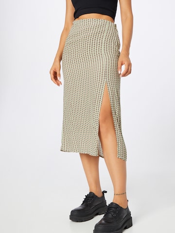 System Action Skirt in White: front