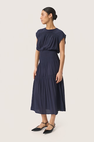 SOAKED IN LUXURY Dress 'Layna' in Blue: front