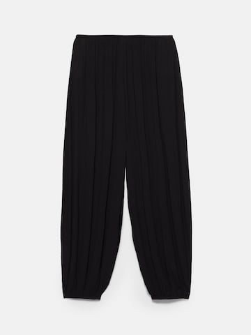 Pull&Bear Tapered Hose in Schwarz