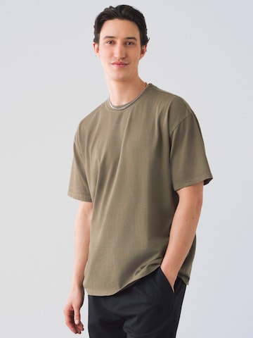 Honest Basics Shirt 'OG Shirt' in Green: front