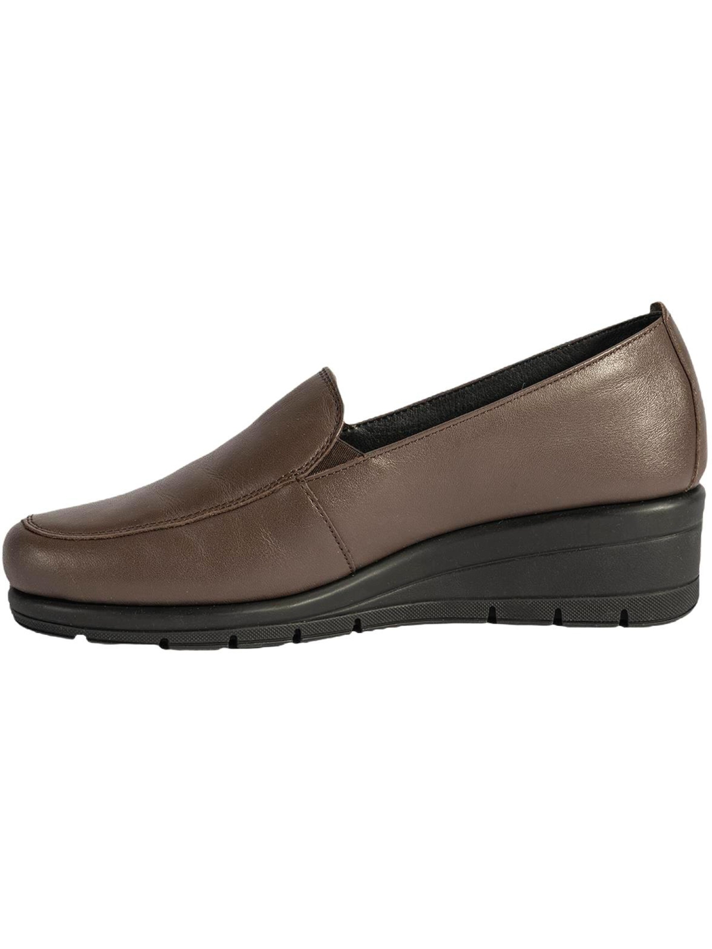 Chaussure basse 'Slip-Ons' Desa en marron : devant