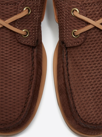 TIMBERLAND Čevlji na vezalke | rjava barva