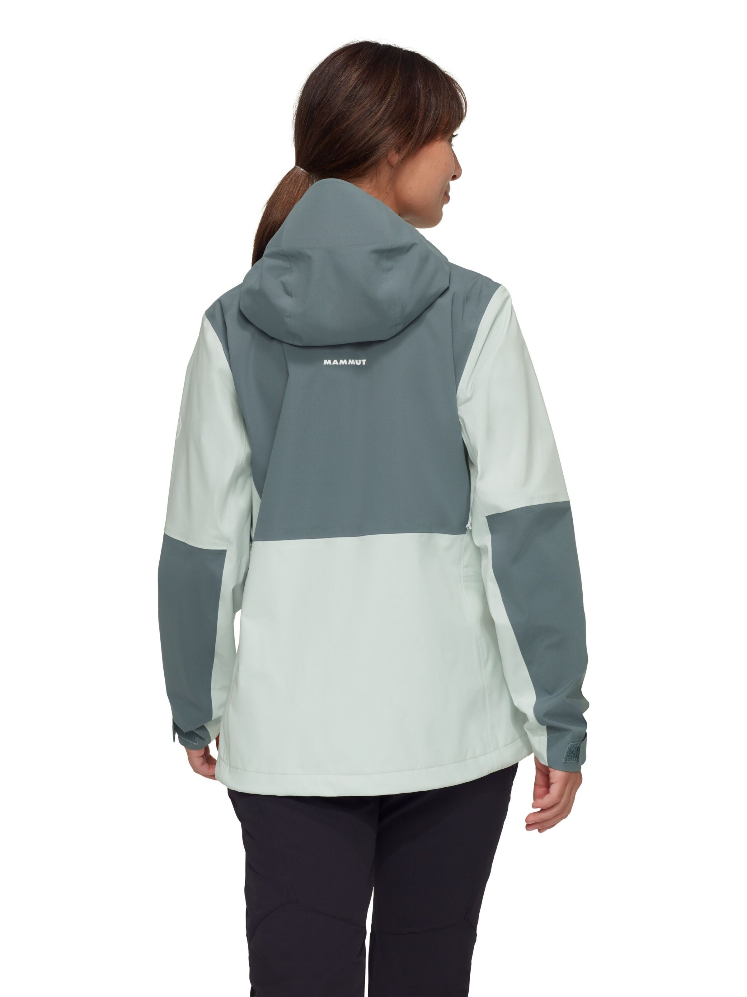 MAMMUT Outdoor Jacket in Grey