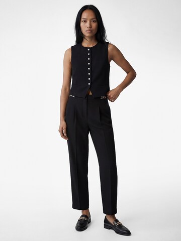 Koton Loose fit Pleat-Front Pants in Black: front