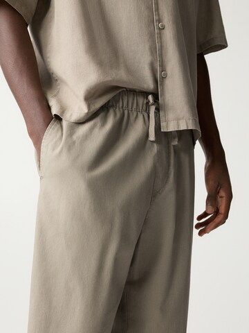 Loosefit Pantalon Pull&Bear en beige
