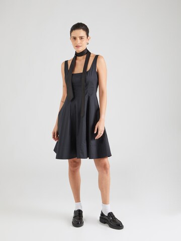 Robe Staud en noir : devant