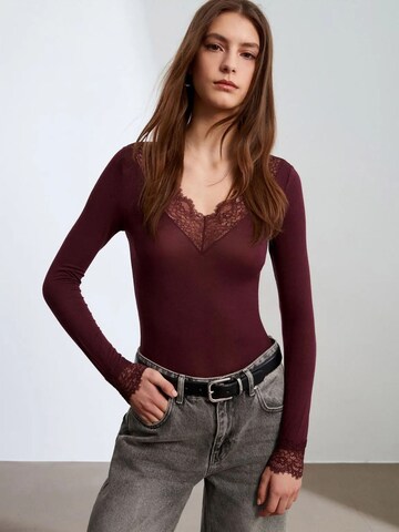 Dilvin Blouse in Red