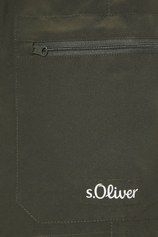 s.Oliver Badeshorts in Grün