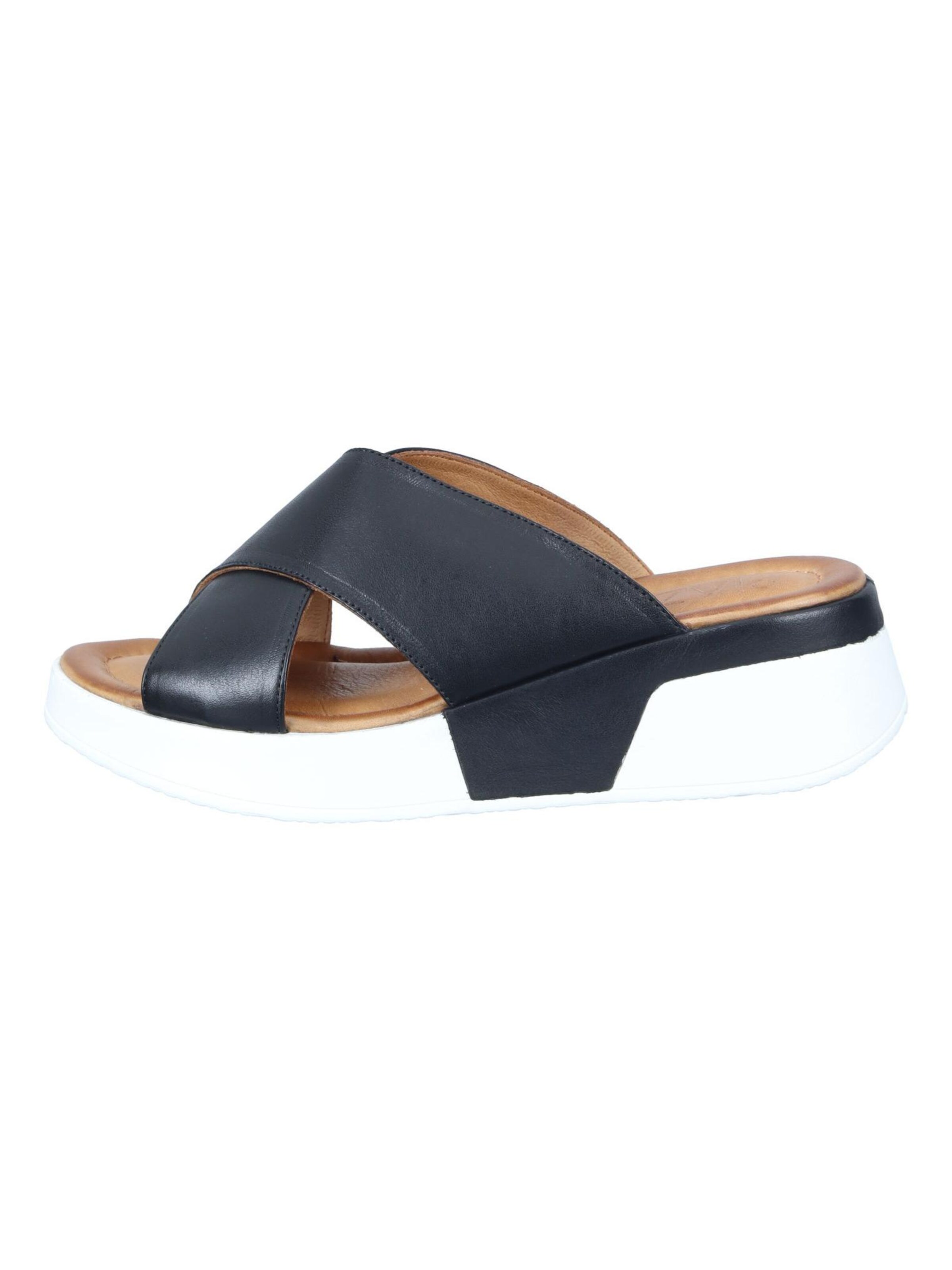 PIAZZA Mules 'Pantoletten' in Black