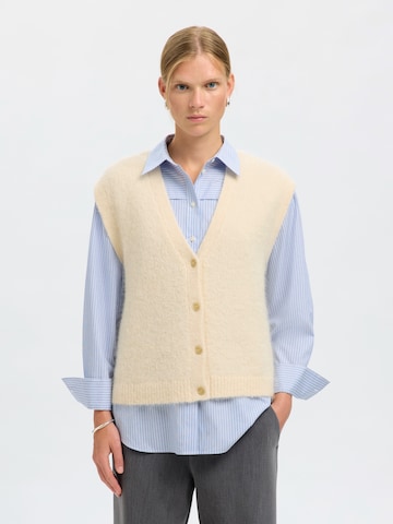 SELECTED Knitted Vest 'SLFGABELLA' in Beige: front