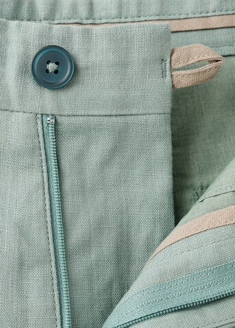 MANGO MAN Regular Shorts 'Carp' in Grün