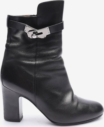 HERMÈS Dress Boots in 36,5 in Black: front