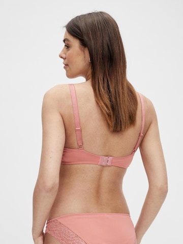 MAMALICIOUS T-shirt Nursing Bra 'Amour' in Pink