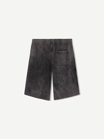 Baggy Pantalon Bershka en gris