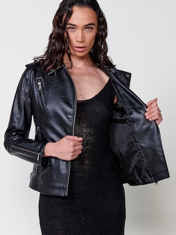 KOROSHI Jacke in Schwarz