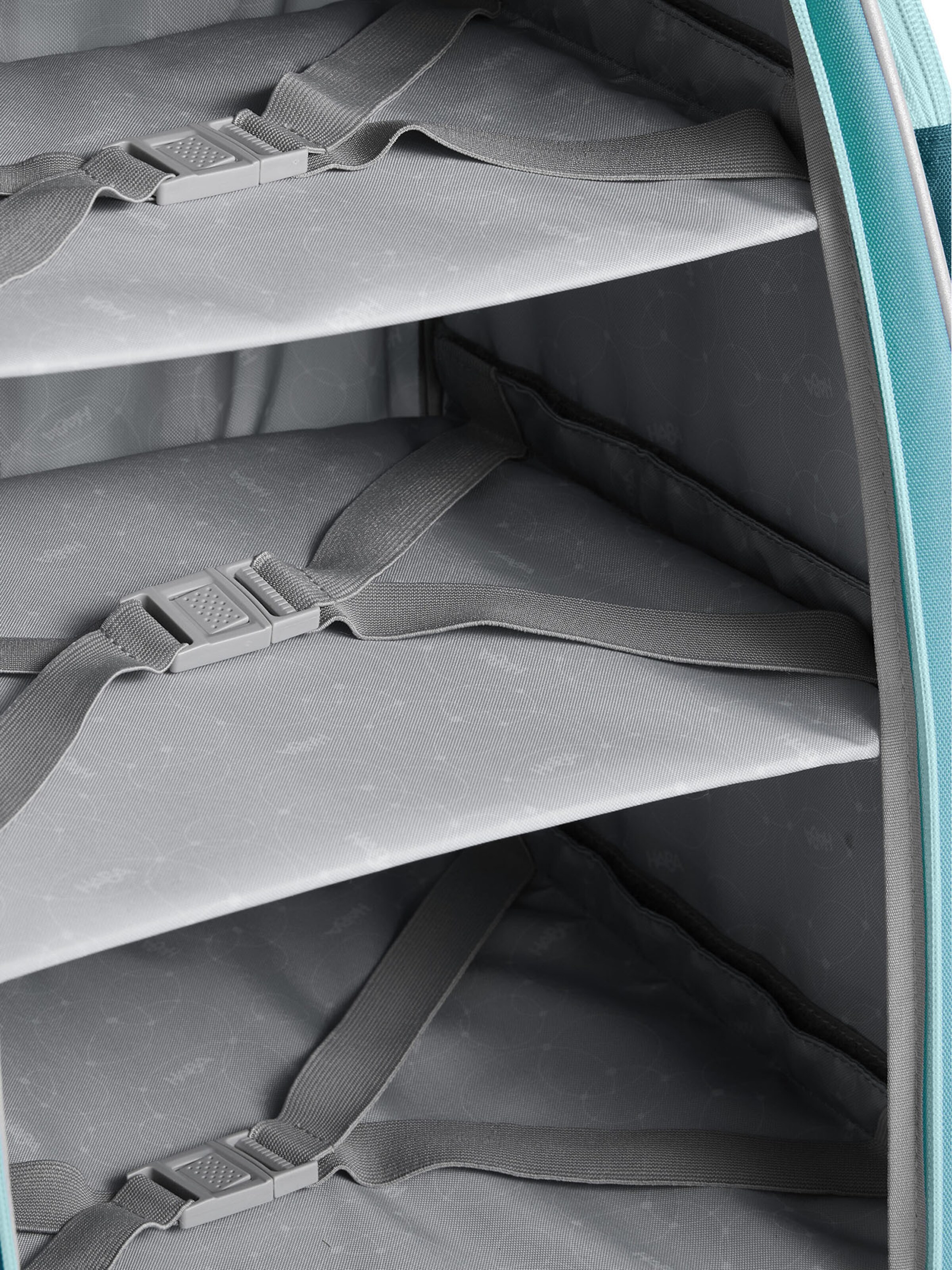 HABA Bag ' Schranktrolley 4 Rollen, Trolleytasche und Kulturbeutel ' in Blue