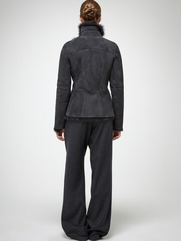 V S P Winterjacke 'Adila'‌ in Grau