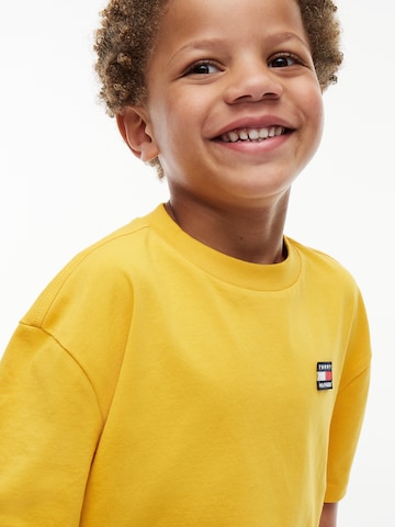 TOMMY HILFIGER T-Shirt 'Essential' in Gelb