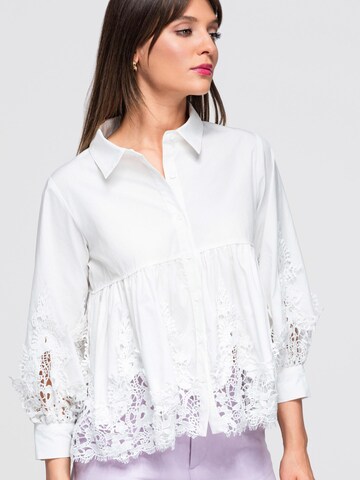 Ombre Blus i vit: framsida