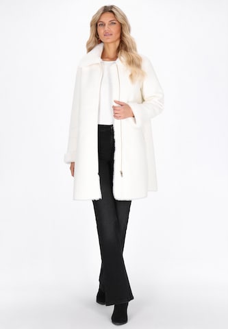 Manteau d’hiver usha FESTIVAL en blanc